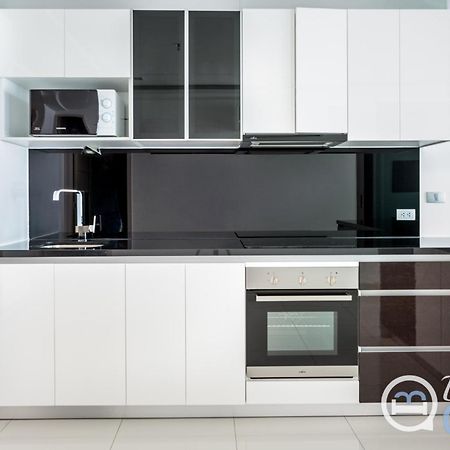 Stunning Sea View Condo On The Beach - Monthly Stay Pattaya ภายนอก รูปภาพ