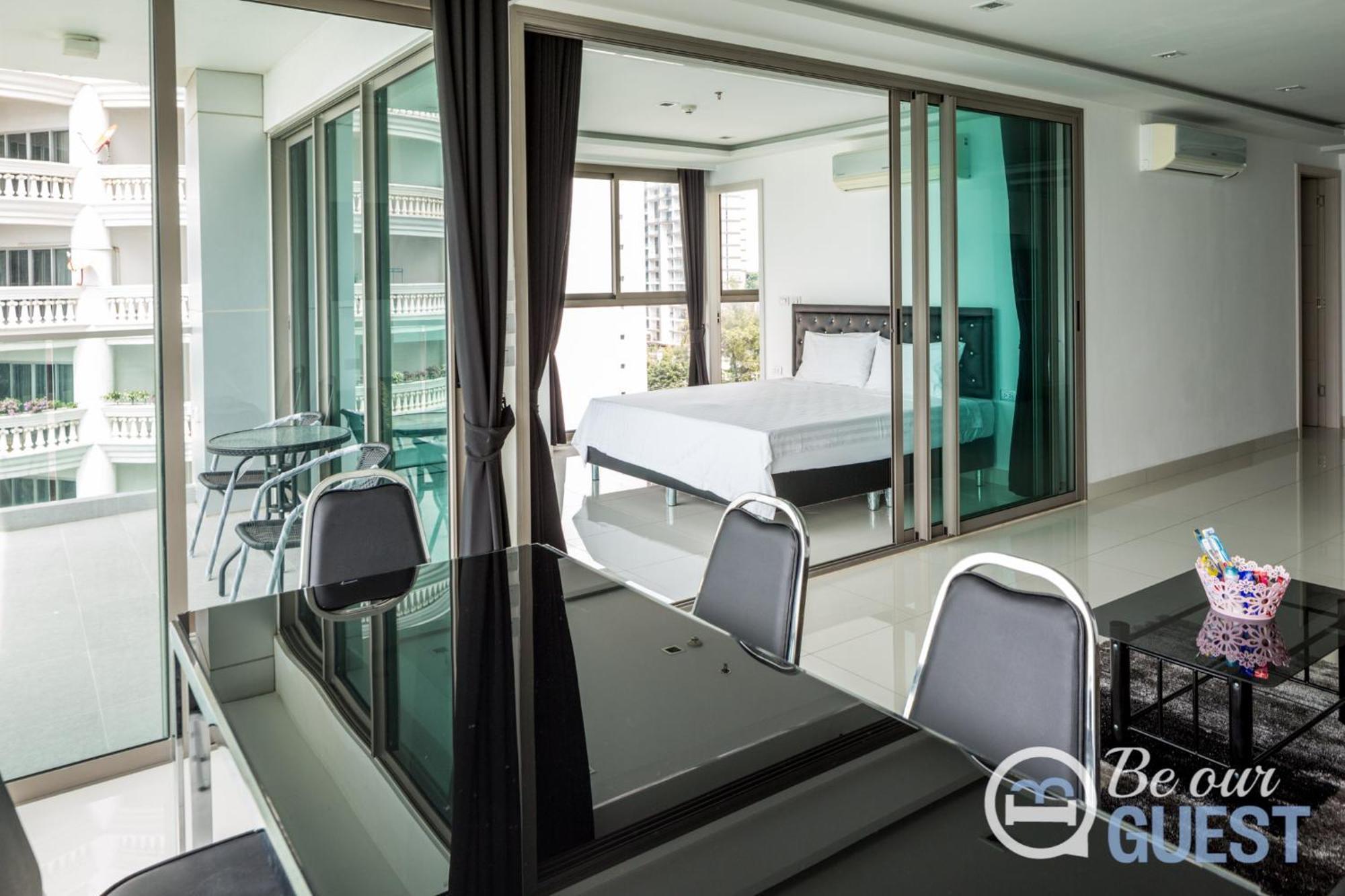 Stunning Sea View Condo On The Beach - Monthly Stay Pattaya ภายนอก รูปภาพ